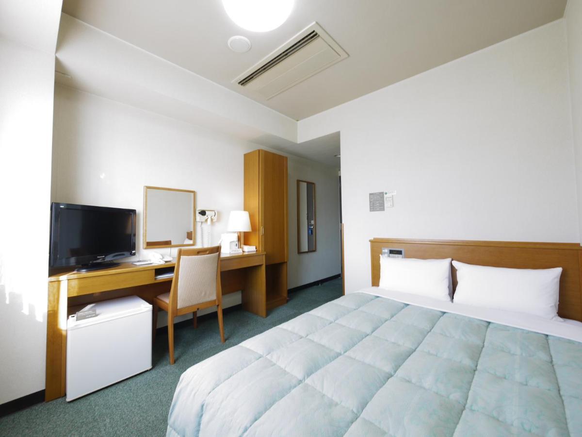 Hotel Route-Inn Igaueno -Igaichinomiya Inter- Eksteriør billede